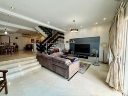 Golden Hill Estate (D19), Terrace #613040481